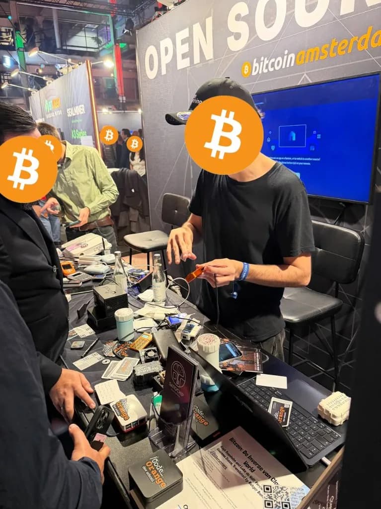 Hardware wallets and demo devices on the Open Source Hub floor